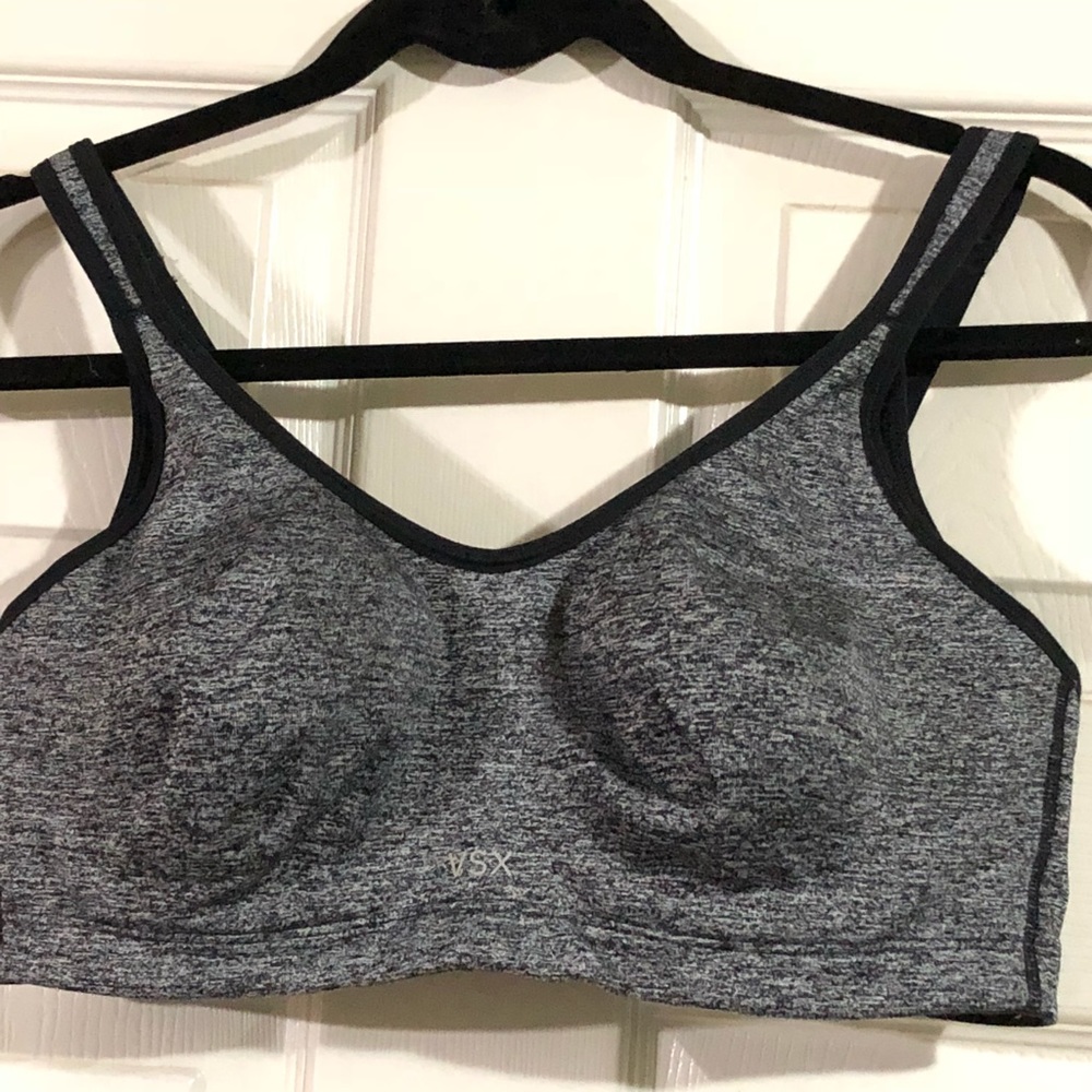 VS sports bra